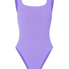 Купальник в рубчик с квадратным вырезом Купальник в рубчик с квадратным вырезом