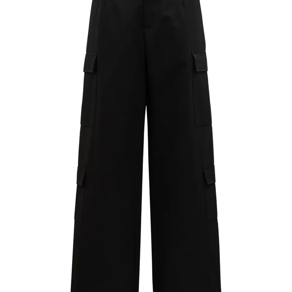 Cargo pocket trousers