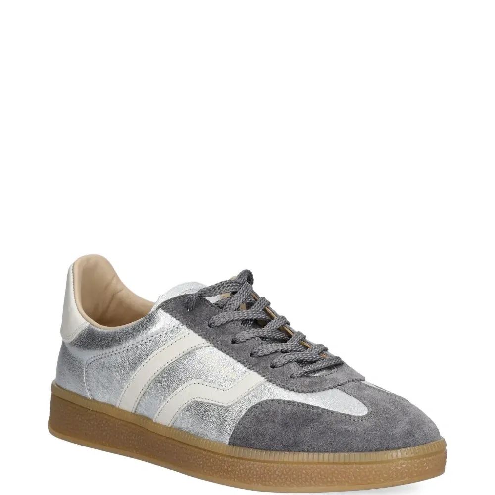 Кожаные кроссовки Cuzima