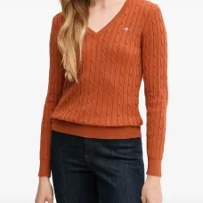 Вязаный свитер с V-образным вырезом