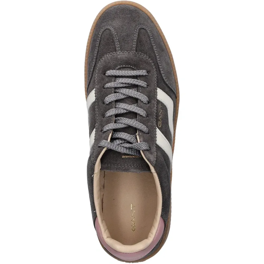 Замшевые кроссовки на платформе Cuzmani