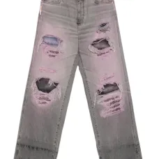 Джинсы с эффектом потертости и бахромой Джинсы с эффектом потертости и бахромой