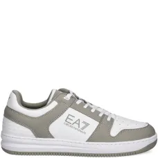 Кроссовки с логотипом