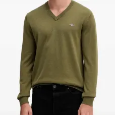 Свитер с V-образным вырезом и вышитым логотипом