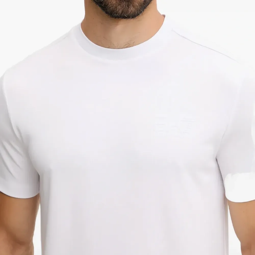 Футболка с логотипом