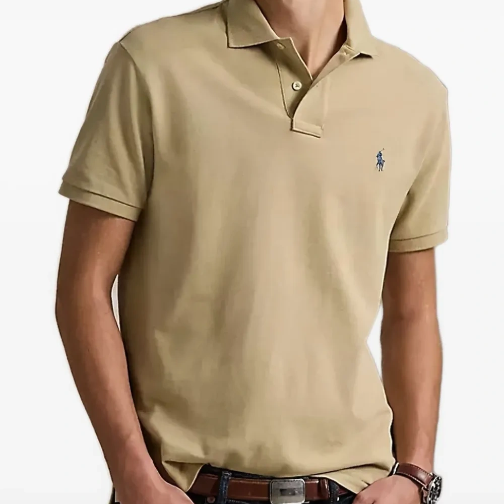 Рубашка поло с вышитым логотипом