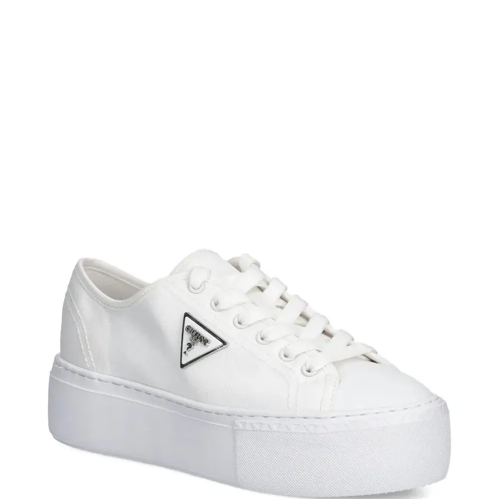 Кроссовки на платформе с логотипом