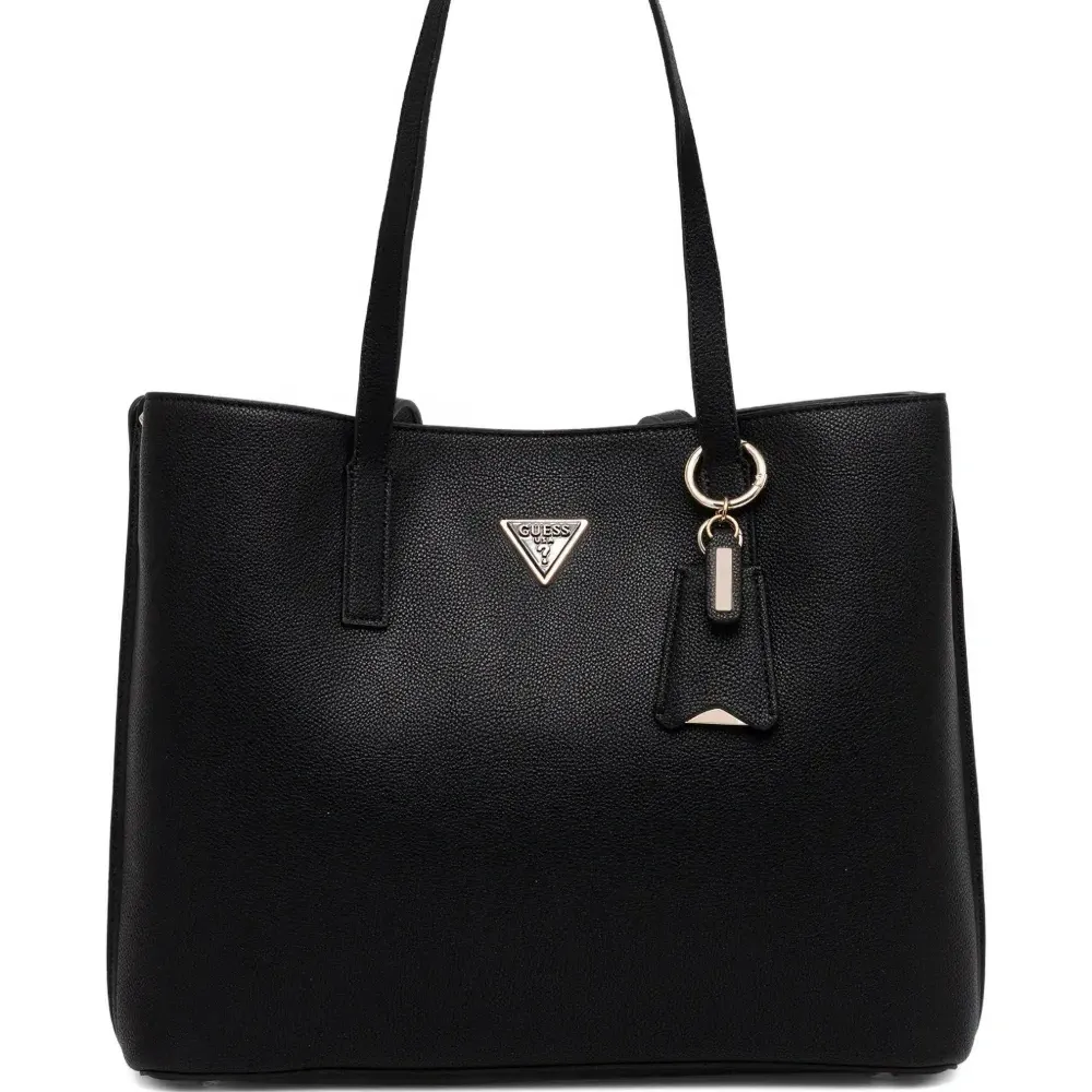 Сумка-тоут с подвеской-логотипом