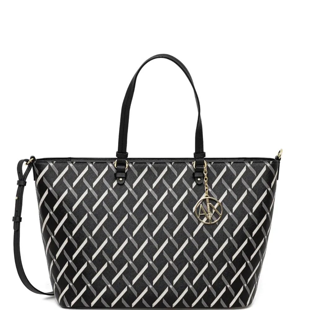 Сумка-тоут с логотипом-брелоком