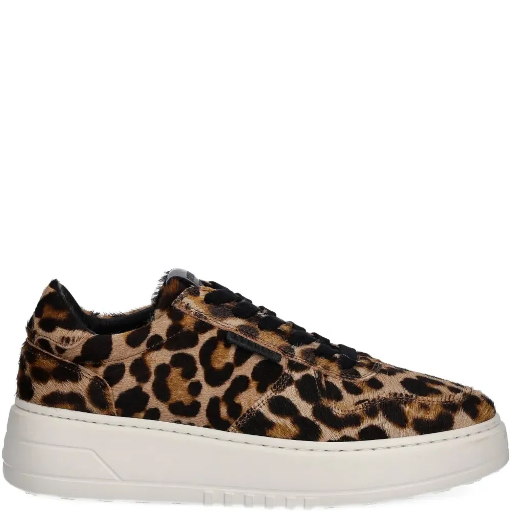 Кроссовки с леопардовым принтом