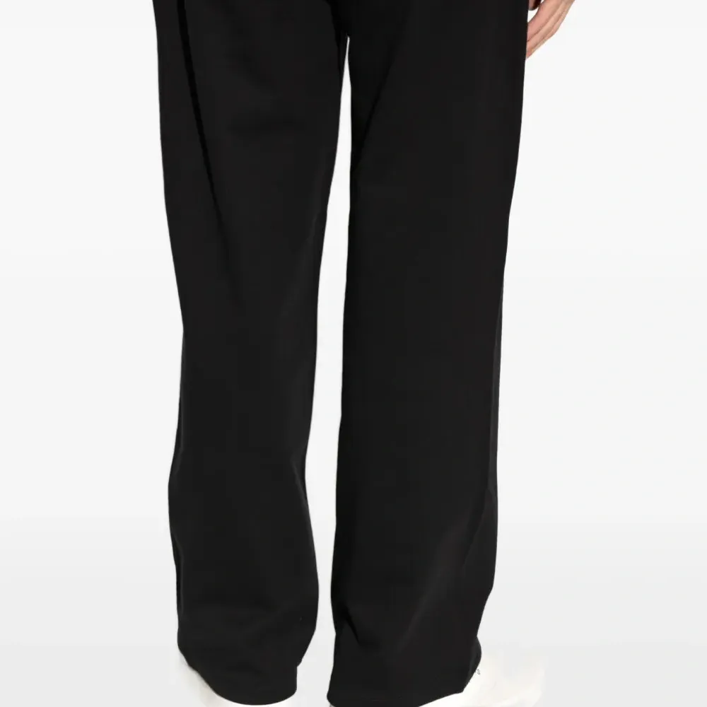 Спортивные брюки