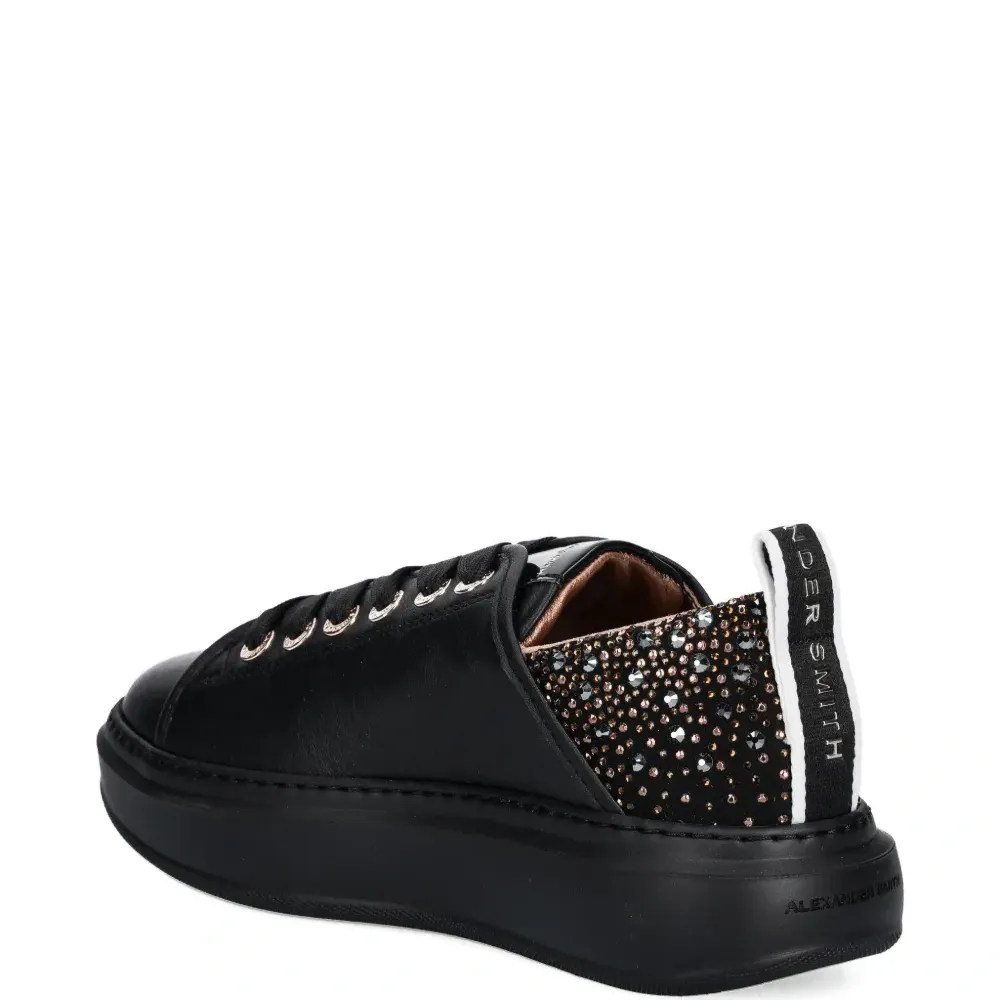 Кеды Wembley с украшениями и шнуровкой