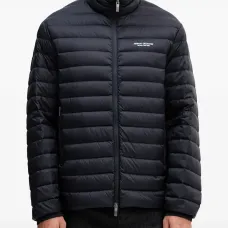 Стёганая куртка на молнии