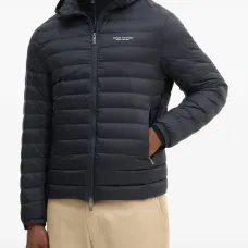 Куртка с капюшоном и утеплителем Куртка с капюшоном и утеплителем