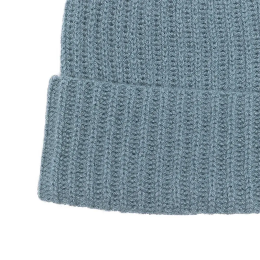 Кашемировая шапка бини в рубчик