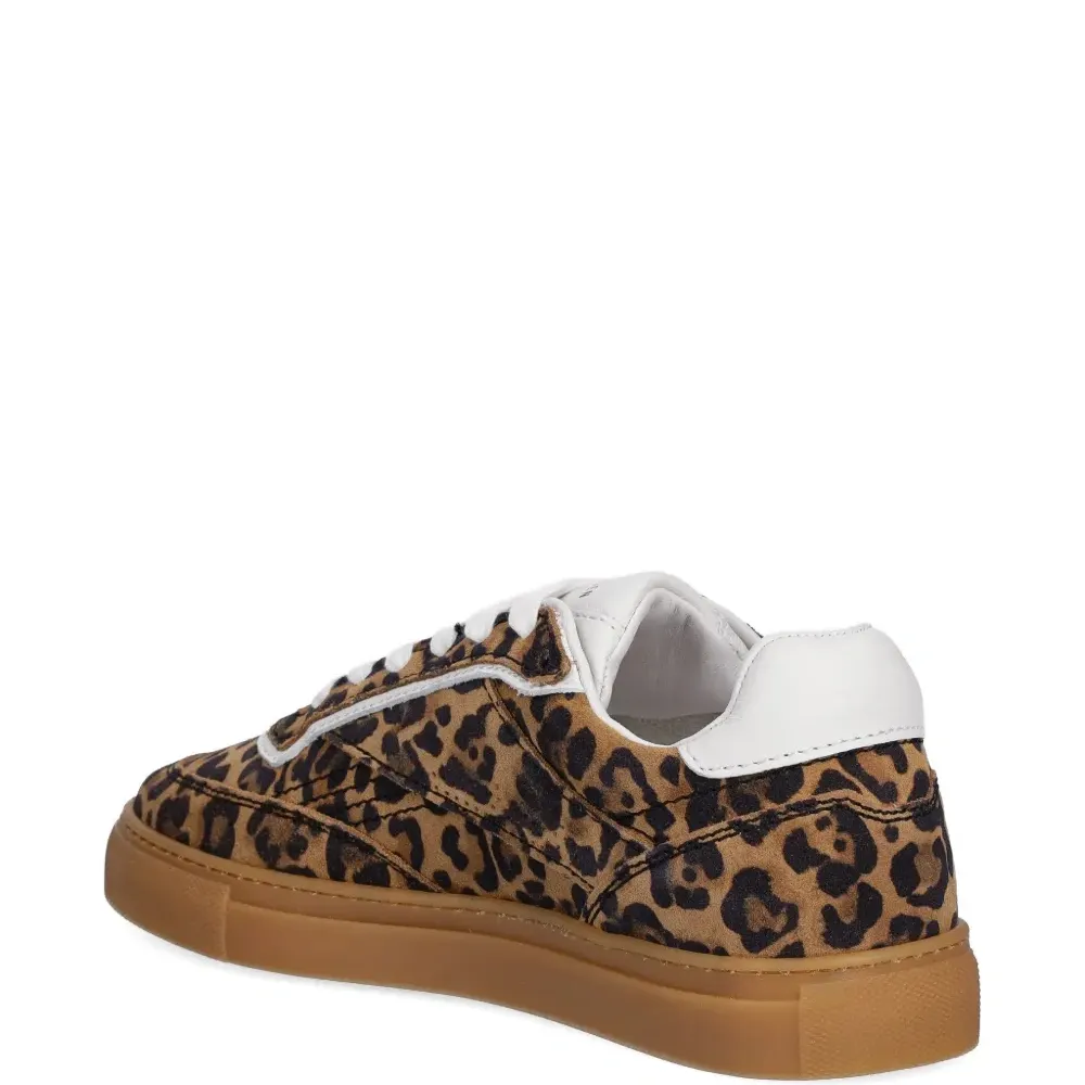 Кроссовки с леопардовым принтом