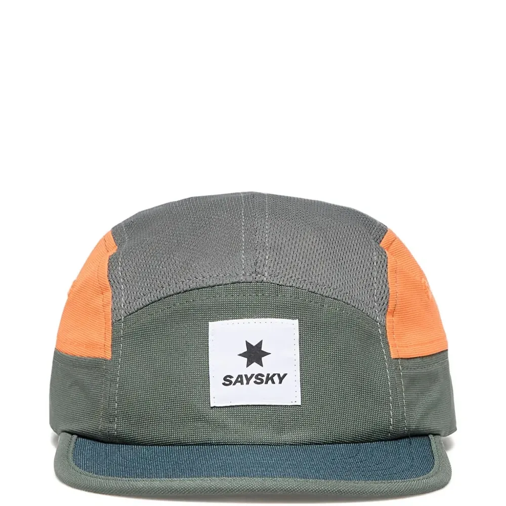 Бейсболка со вставками