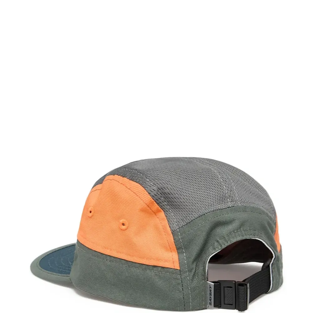 Бейсболка со вставками