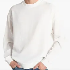 Свитшот с круглым вырезом