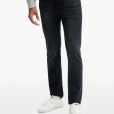 Джинсы с карманами