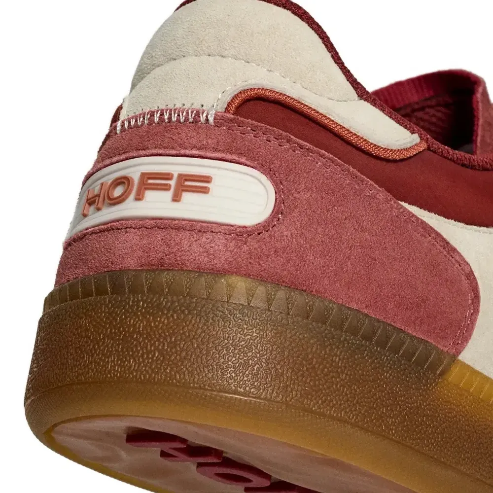 Кроссовки с вставками