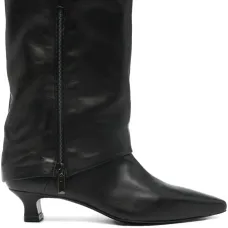 Кожаные сапоги