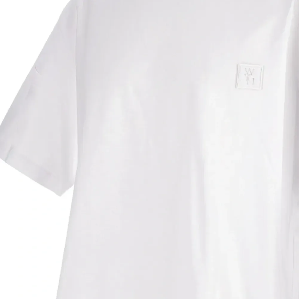 Футболка с круглым вырезом