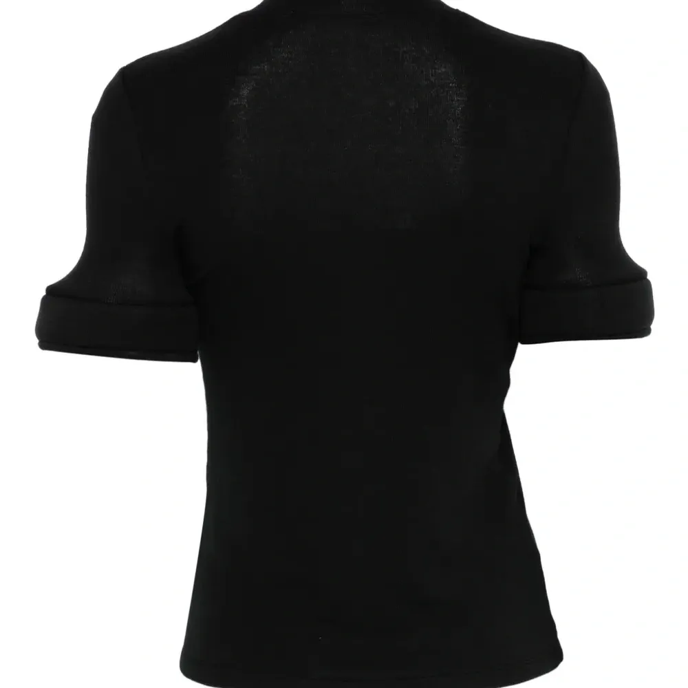 Тонко вязаная футболка