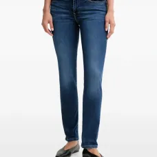 Джинсы с карманами Джинсы с карманами