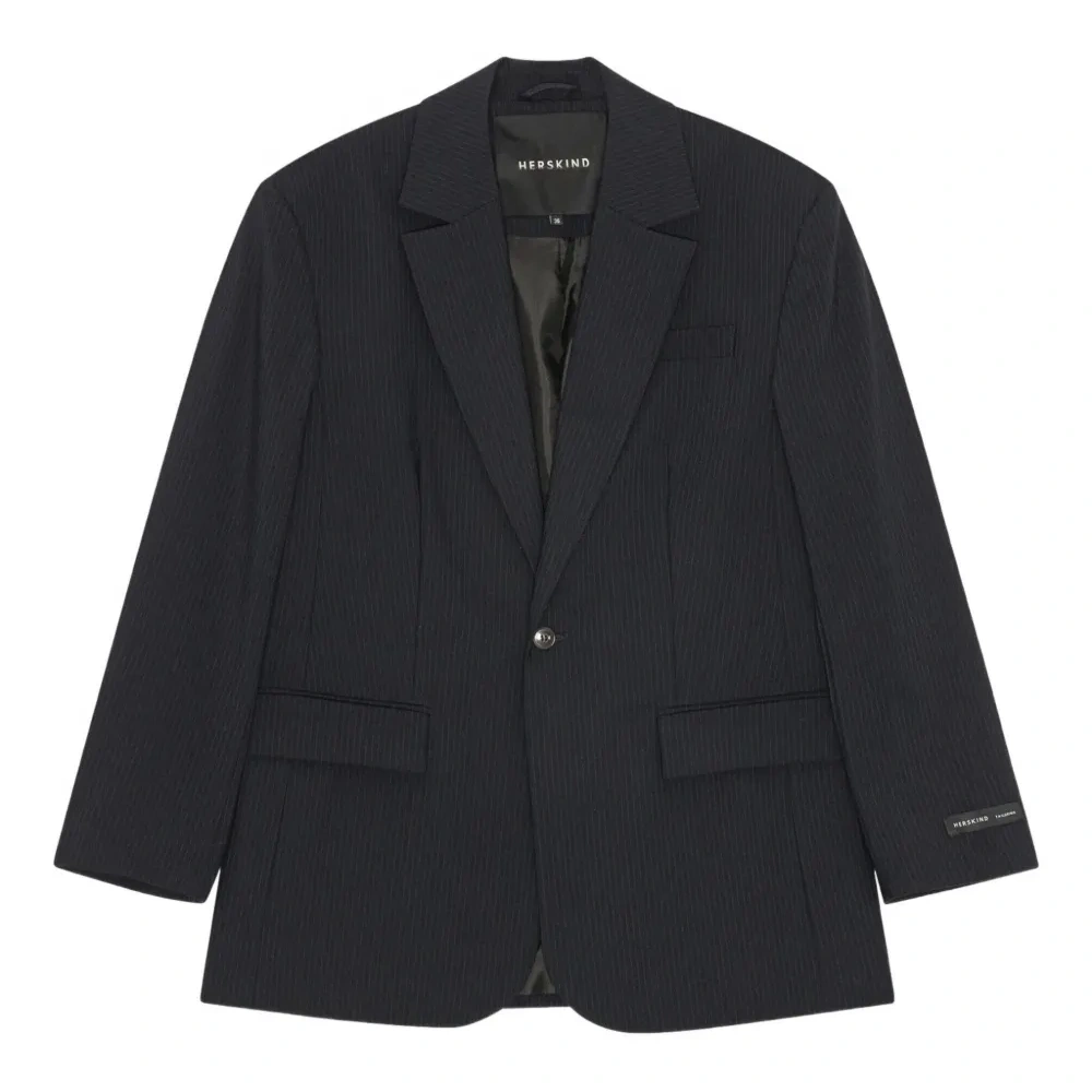 Однобортный пиджак в тонкую полоску