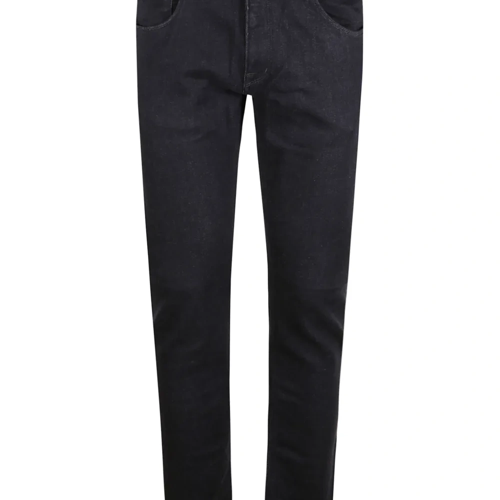 Джинсы с пятью карманами Джинсы с пятью карманами