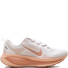 Кроссовки Vomero 18 Light Soft Pink/Light Madder Root/Arctic/Orange Madder Root