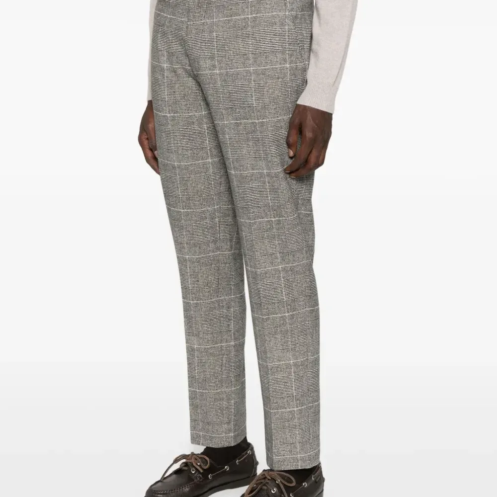 Брюки в клетку