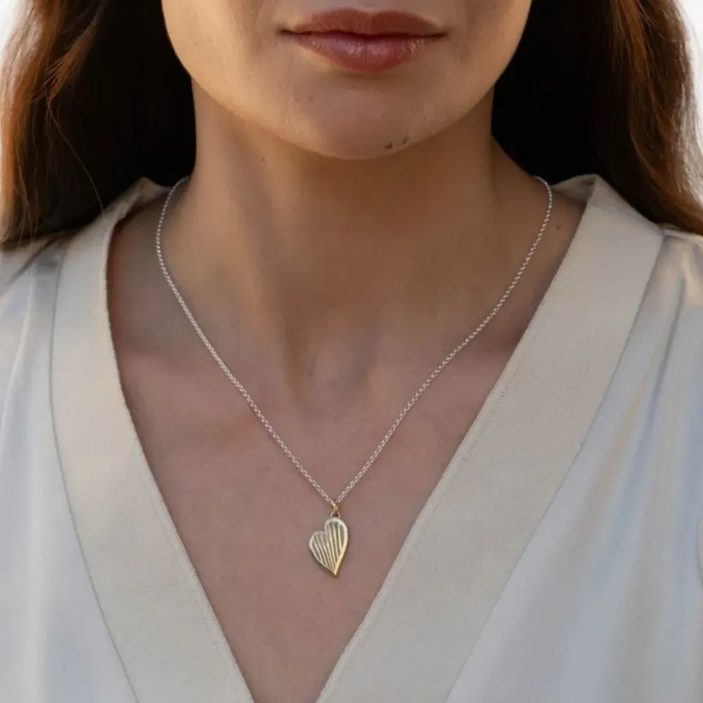 Позолоченное колье с подвеской Позолоченное колье с подвеской