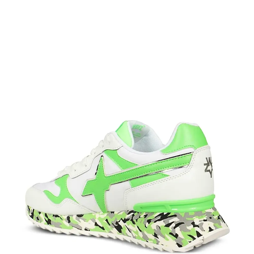 Кроссовки с камуфляжным принтом