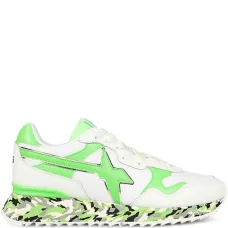 Кроссовки с камуфляжным принтом