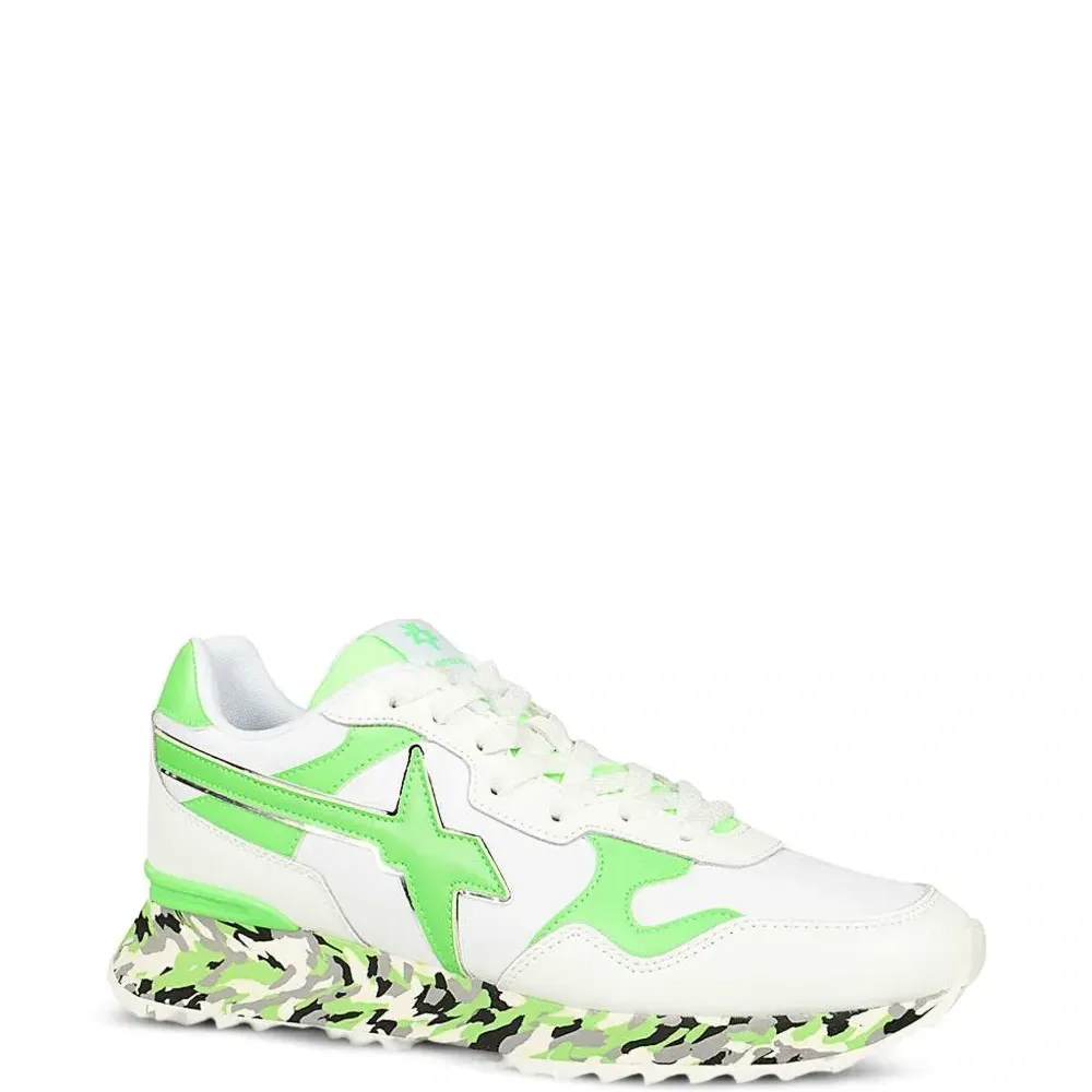 Кроссовки с камуфляжным принтом