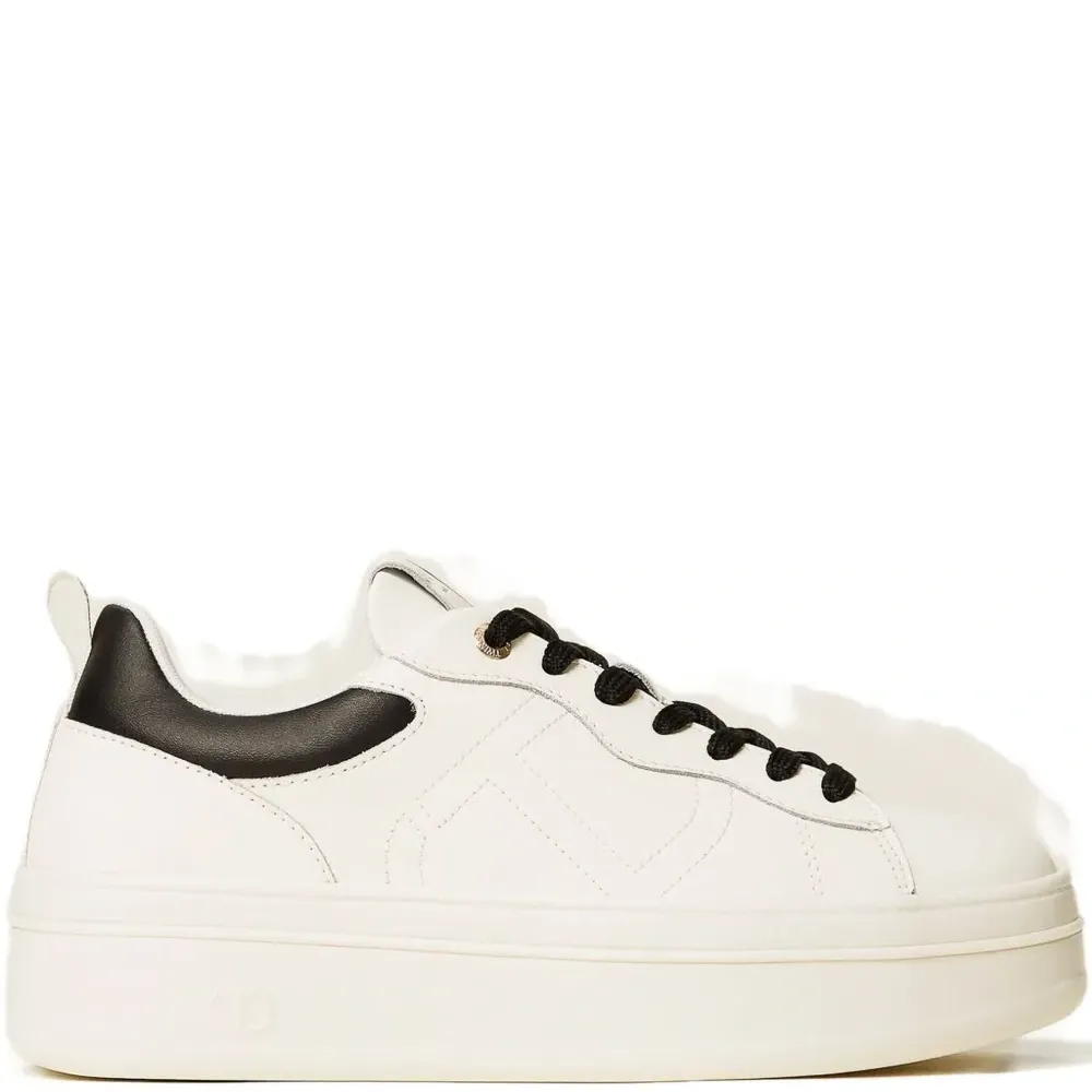 Кроссовки на платформе