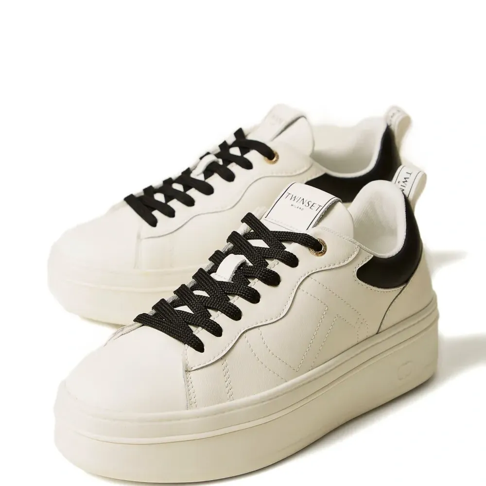 Кроссовки на платформе