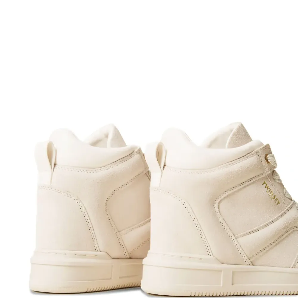 Замшевые кроссовки Замшевые кроссовки