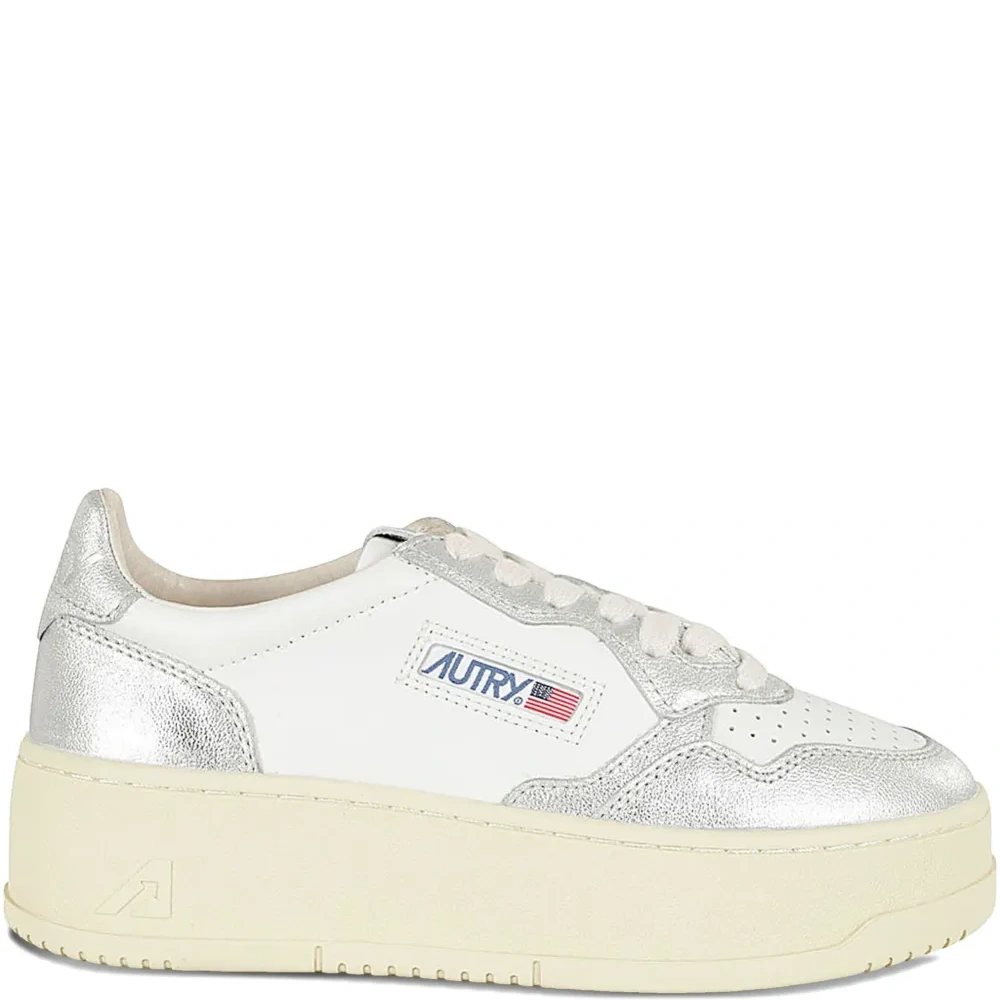 Кроссовки на платформе