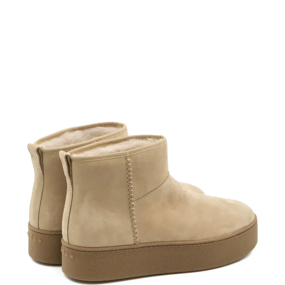 Ботинки с мехом