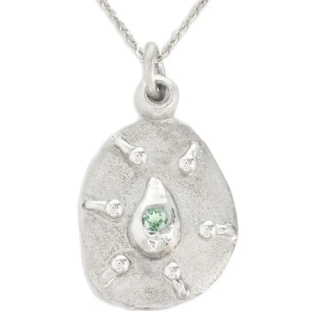 Колье Holy Teardrop с подвеской Колье Holy Teardrop с подвеской