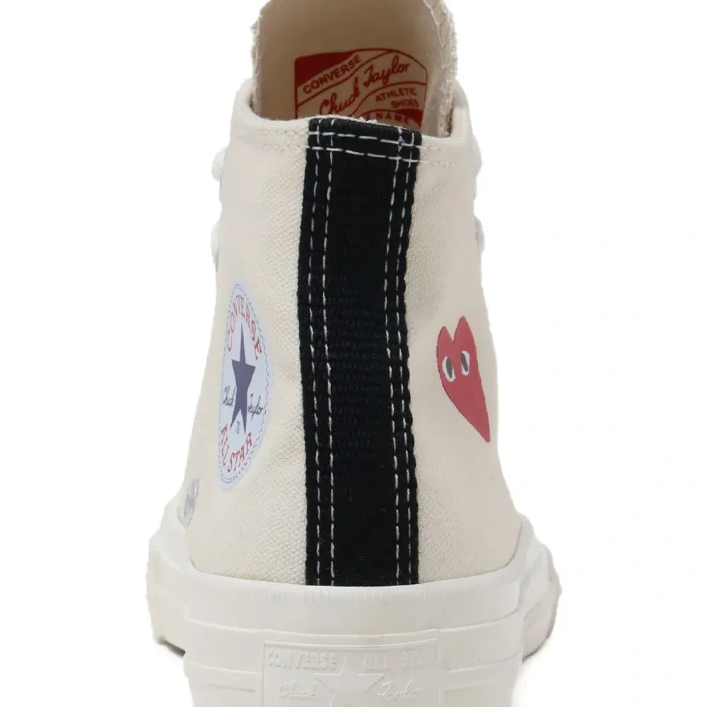 Высокие кроссовки с логотипом