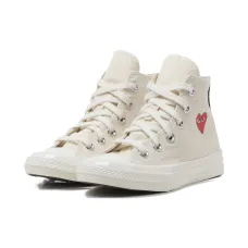 Высокие кроссовки с логотипом