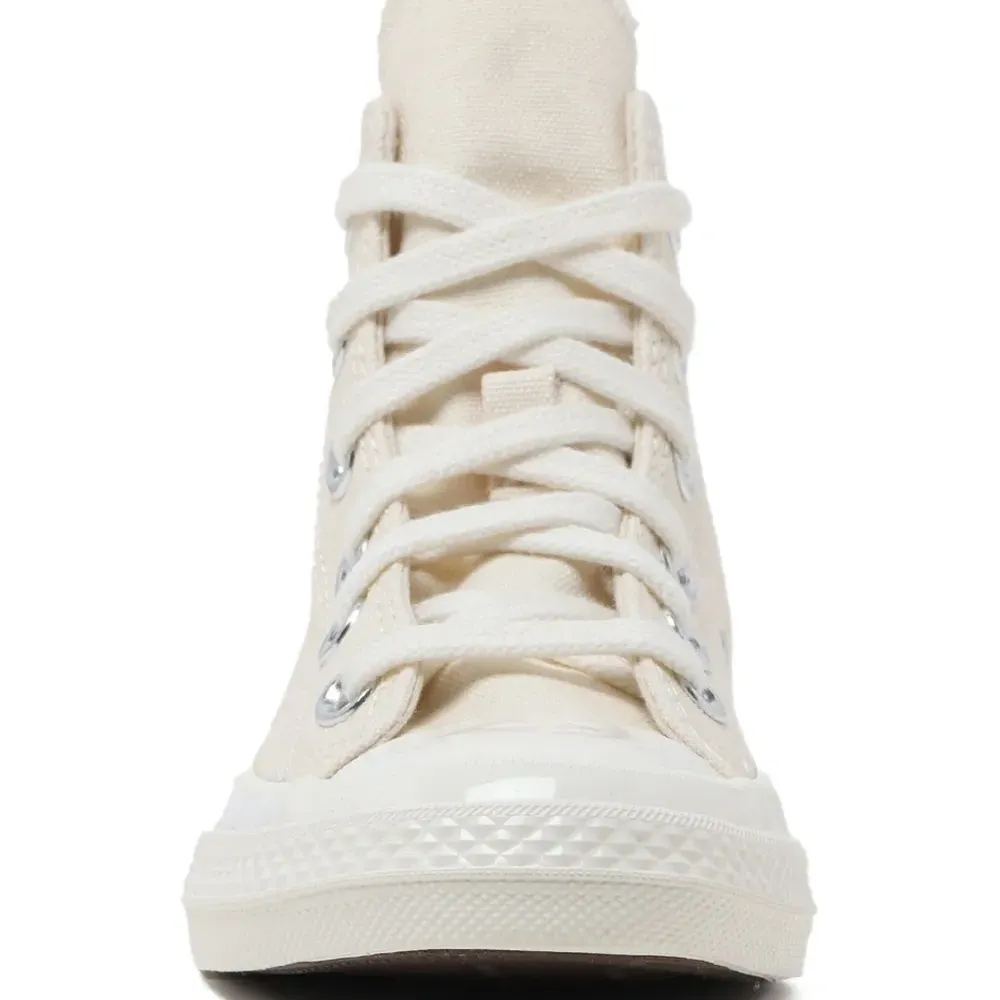 Высокие кроссовки с логотипом