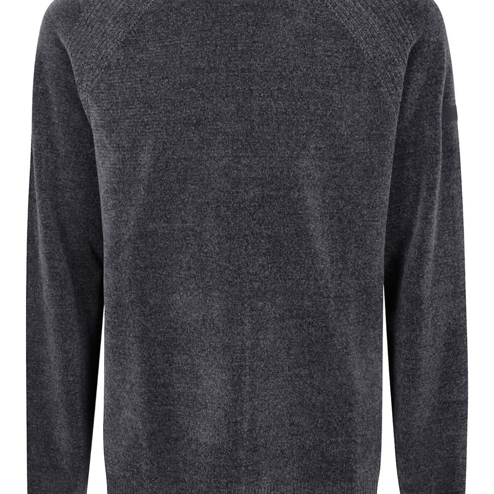 Свитер с рукавами реглан