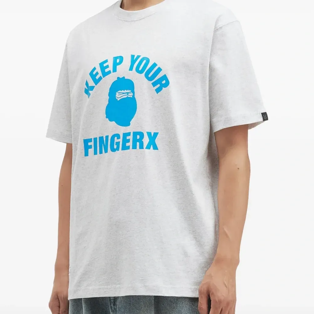 Футболка с графичным принтом