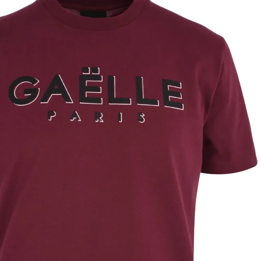 Футболка с логотипом