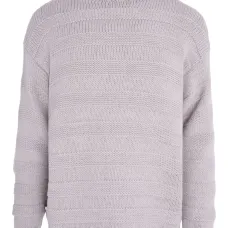 Свитер с высоким воротником и бахромой